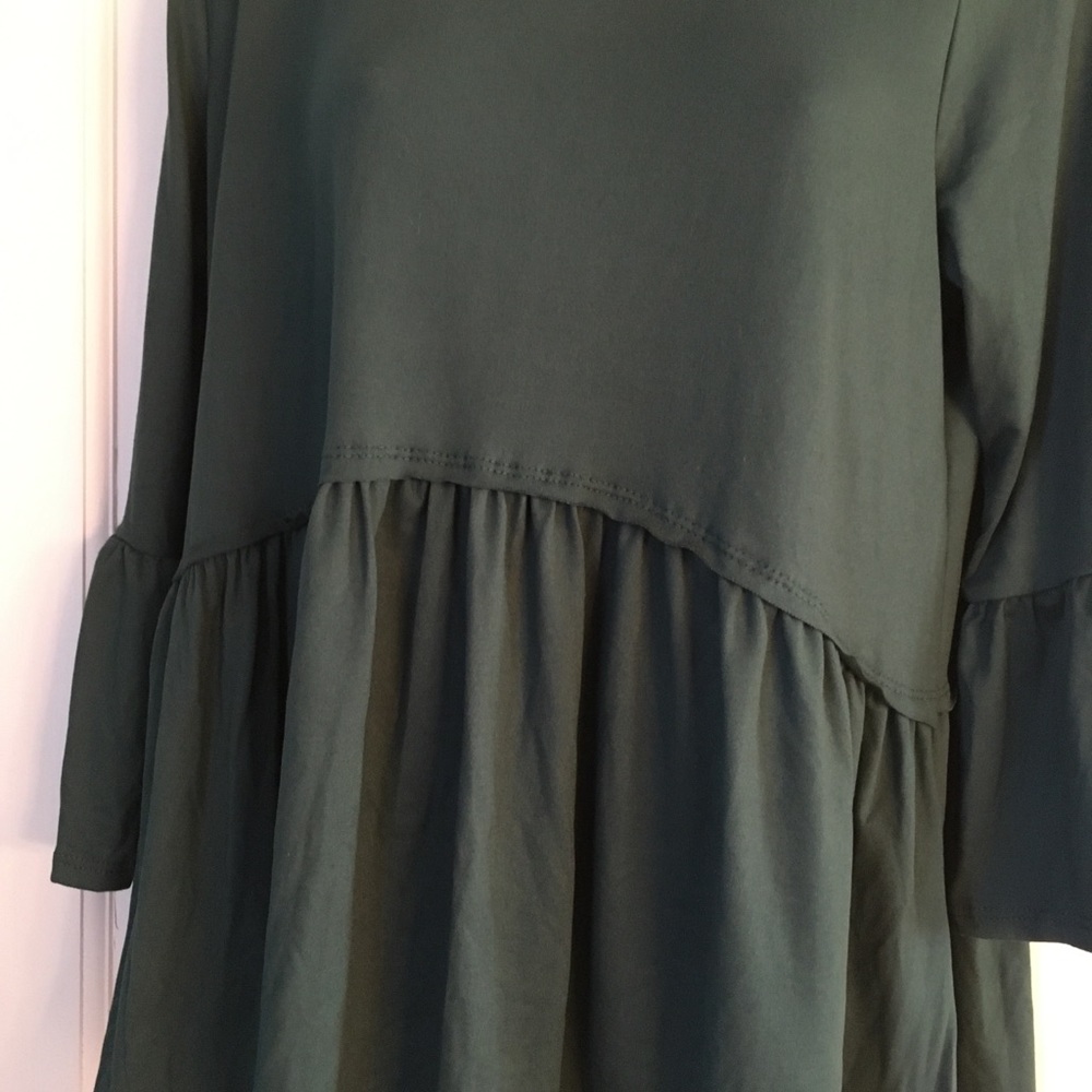New dark green blouse size large